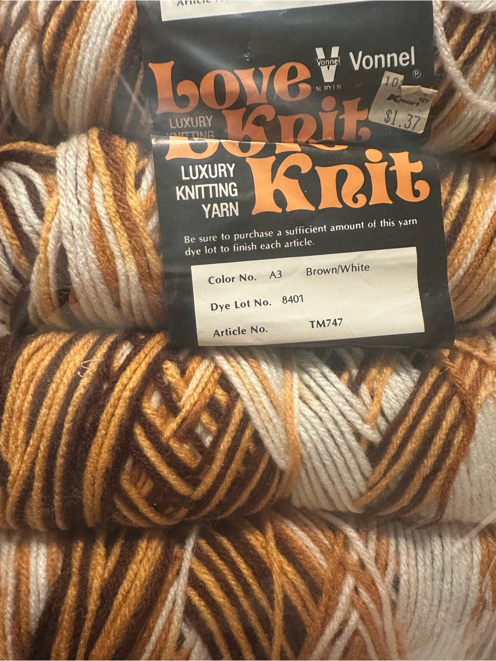 Love Knit Vonnel Luxury Knitting Yarn Brown/White Variegated Color A3- 4 Skeins